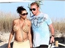 Vo Boris Becker bung bau di bien hinh anh