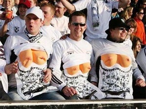 CDV va nhung man co dong 'boc lua' hinh anh