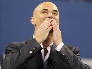 Andre Agassi ra tu truyen hinh anh