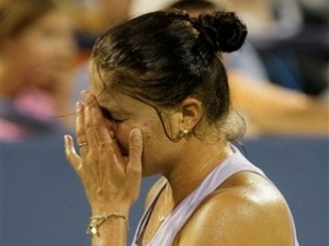 US Open: Sharapova va Safina bi loai hinh anh