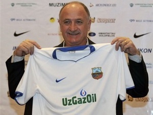 HLV Scolari 'vuot mat' Mourinho hinh anh