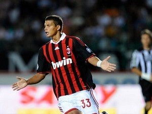 Dong doi moi ‘ninh dam’ Super Pippo hinh anh