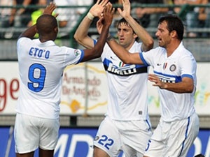 Inter tiep da chien thang hinh anh