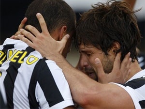 Juve va tham vong bao thu hinh anh