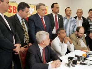 Romario se tranh cu tong thong Brazil hinh anh