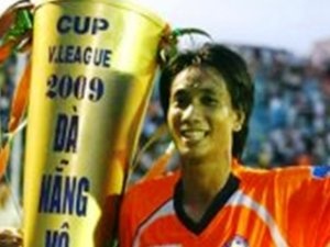 VFF xoa an quoc te cho 4 cau thu dinh 'cham' hinh anh