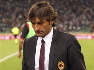 Milan xung dang bi la o hinh anh