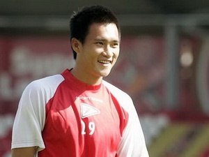 Bao chi Bo Dao Nha khen ngoi Cong Vinh hinh anh