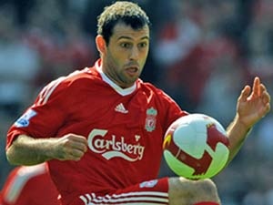 Juventus muon 'rut ruot' Liverpool hinh anh