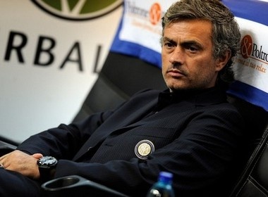 Mourinho lai khoi mao 'khau chien' hinh anh