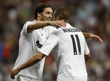 Real tap tran o cup Nha Vua hinh anh