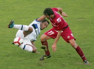 Thang nhe, Inter giu vung ngoi dau hinh anh