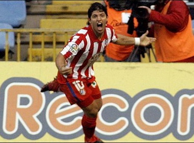 Aguero tren duong toi Chelsea hinh anh