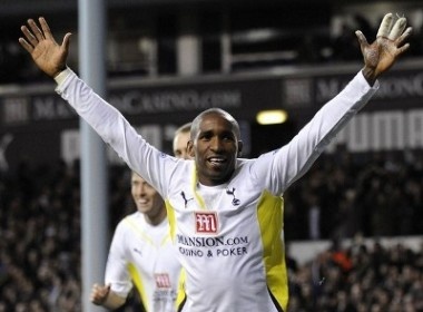 MU buong Carling Cup cho Tottenham nam? hinh anh