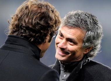 Mourinho cuoi nhao Juventus hinh anh