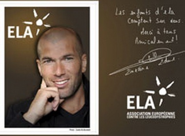 Hinh anh Zidane duoc len tem hinh anh