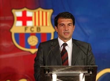 Chu tich Barcelona sap phai hau toa hinh anh