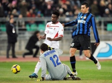 Inter khong qua duoc 'dai khac tinh' Bari hinh anh