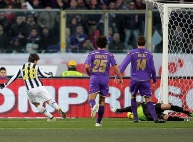 Ha guc Fio, Juve tam thoi tro lai top 4 hinh anh