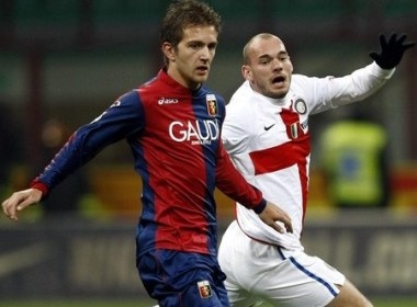 Bi niu chan, Inter lai trao co hoi cho Milan hinh anh