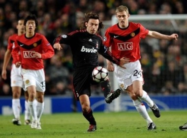 Milan - Chievo: Mot mui ten trung nhieu dich hinh anh