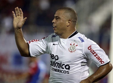 Ro ‘beo’ gay hoa voi ‘ngon tay thoi’ hinh anh