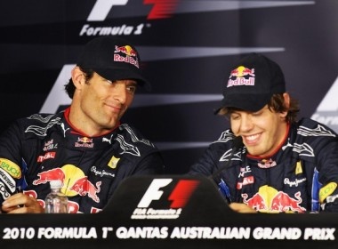 Vettel lai gianh Pole, Red Bull nam loi the hinh anh