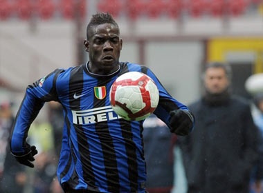 Man City sap co tai nang tre cua Inter hinh anh