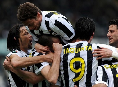 Juve bung sang giac mo Champions League hinh anh