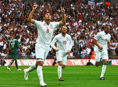 DT Anh cong bo danh sach so bo cho World Cup 2010 hinh anh