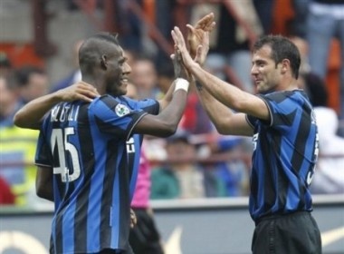 Siena - Inter Milan: Danh hieu thu 2 cua Nerazurri hinh anh