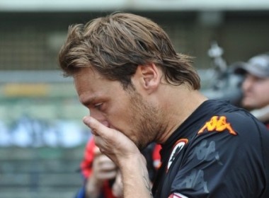 Roma ha guc Chievo hinh anh