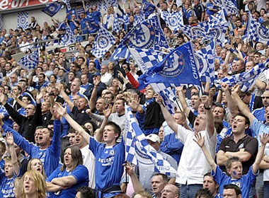 CDV Chelsea che nhao fan MU hinh anh