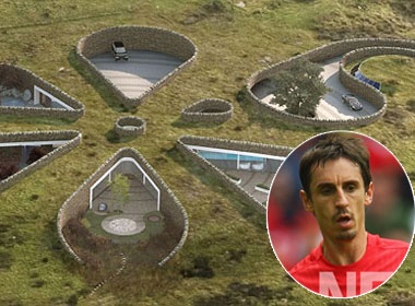 Ngoi nha la lung cua Gary Neville hinh anh