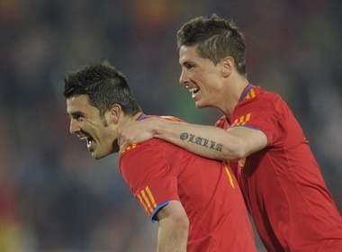 David Villa tin vao Fernando Torres hinh anh