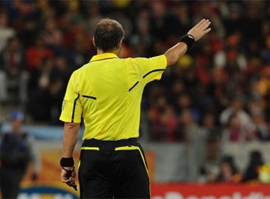 Trong tai cung la con nguoi hinh anh