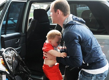 Gia dinh Rooney ‘chay tron’ sang Barbados hinh anh