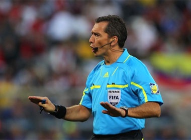 'Khong phai vi thich Duc ma benh trong tai' hinh anh