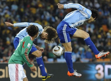 Voi Argentina, bong da la nghe thuat hinh anh