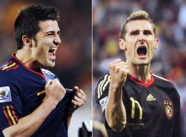 Duc - Tay Ban Nha: Khi nguoi Duc chong lai tat ca hinh anh