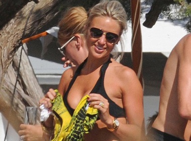 Steven Gerrard du hi cung vo dep hinh anh