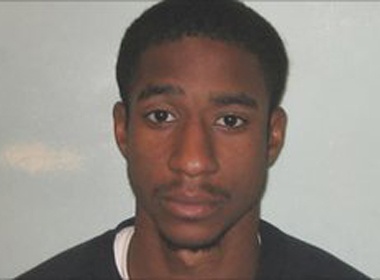 Mot cau thu ngoi 'boc lich' vi giet nguoi hinh anh