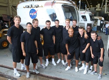 'Sao' MU tham trung tam Nasa hinh anh