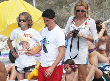 'Sao' bong da dua nhau di nghi mat hinh anh