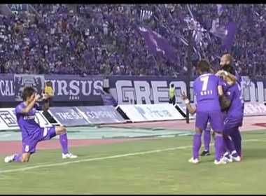 Tai hien man an mung theo kieu cau ca o J-League hinh anh