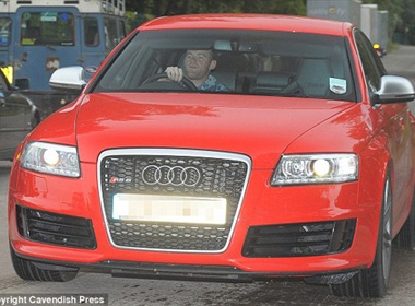 'Sao' Ngoai hang khoe xe 'khung' hinh anh