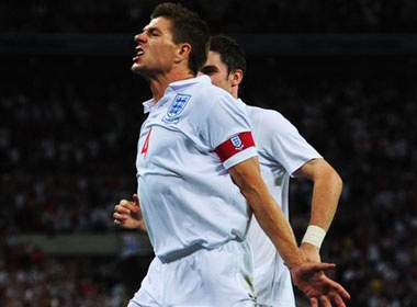 Gerrard toa sang, Anh nguoc dong truoc Hungary hinh anh