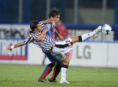 Udinese - Genoa: Phao lenh tai Friuli hinh anh