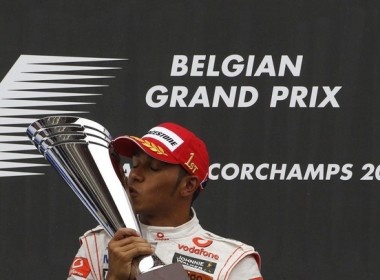 Hamilton gianh chien thang nghet tho tren dat Bi hinh anh