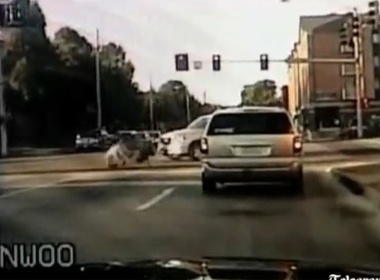 Cau thu thoat chet trong gang tac hinh anh